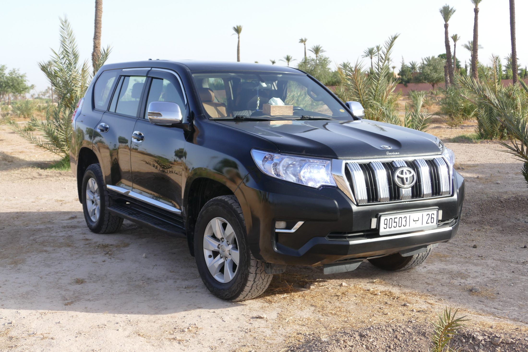 Toyota Prado 4x4 Easy Take dans la palmeraie