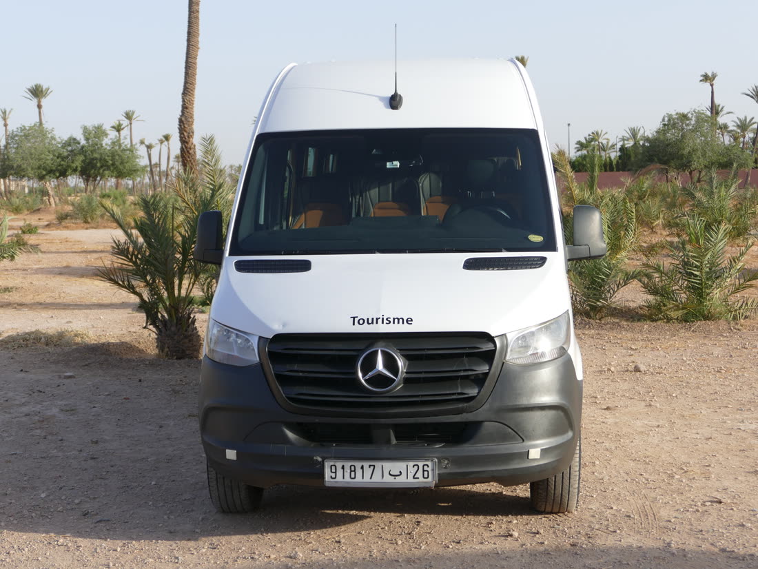 Mercedes Sprinter Easy Take prêt au départ dans la palmeraie